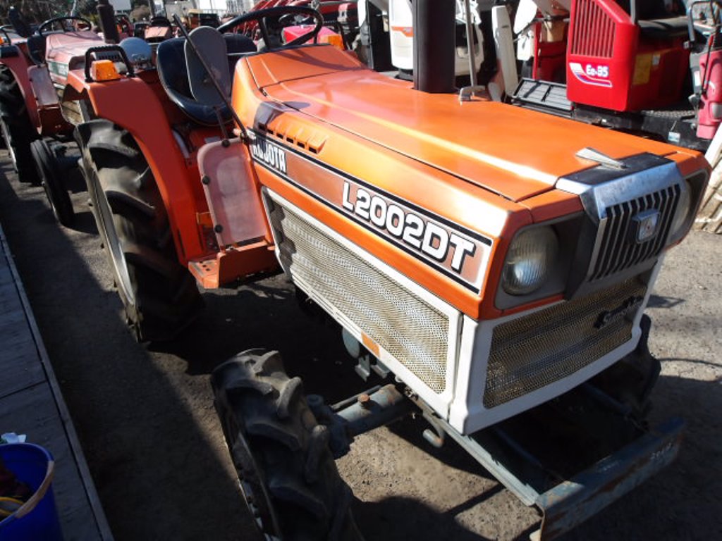Kubota L2002DT