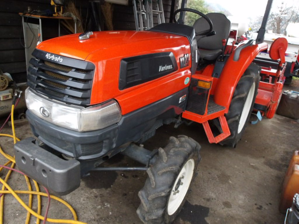 Kubota KL23