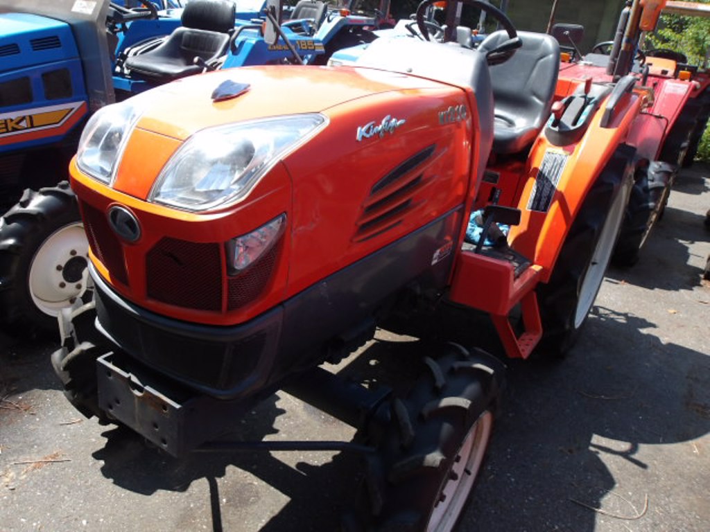 Kubota KT210