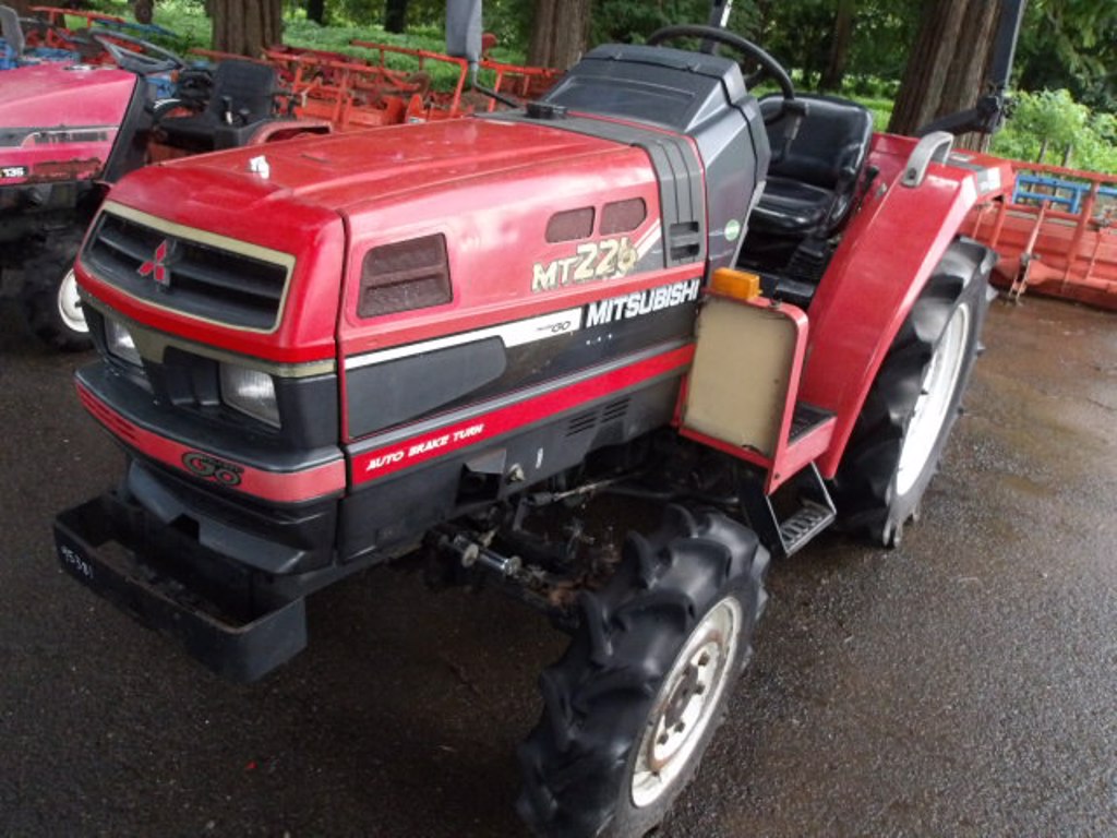 Mitsubishi MT226D