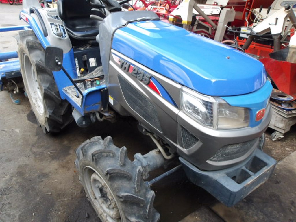 Iseki TH235