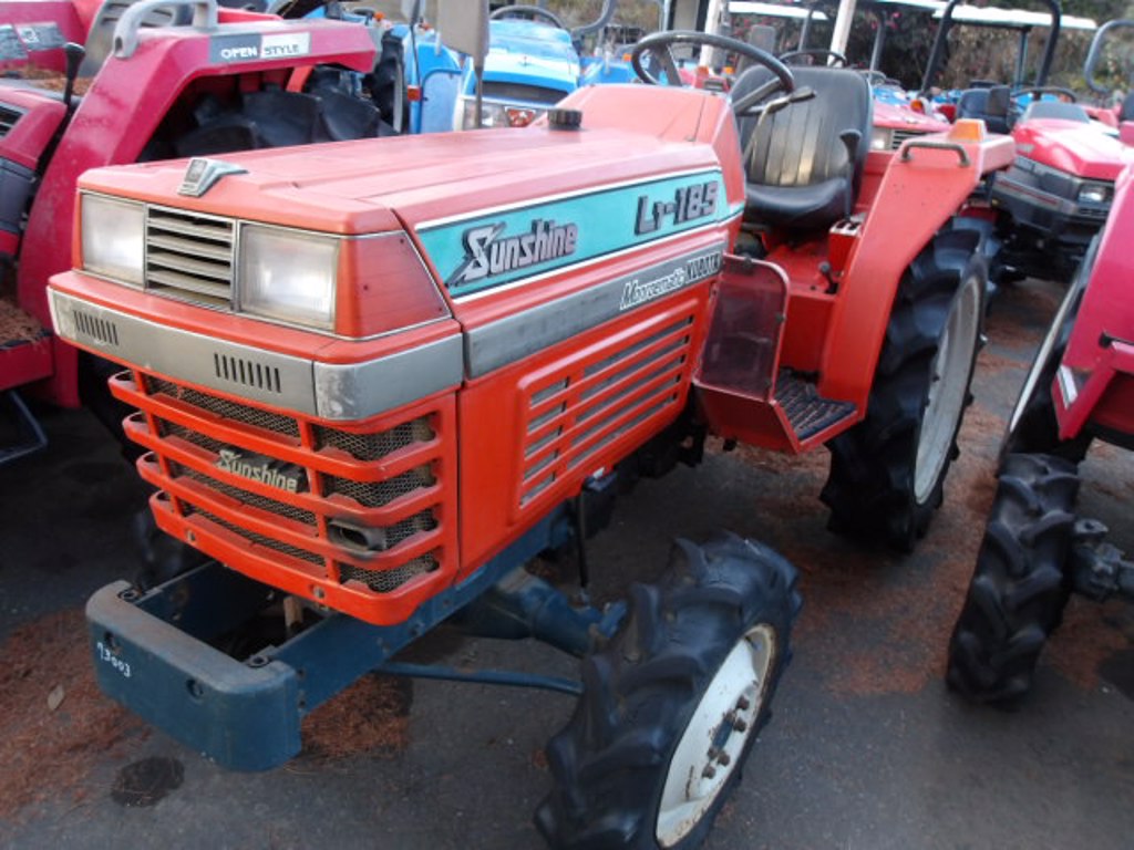 Kubota L1-185D