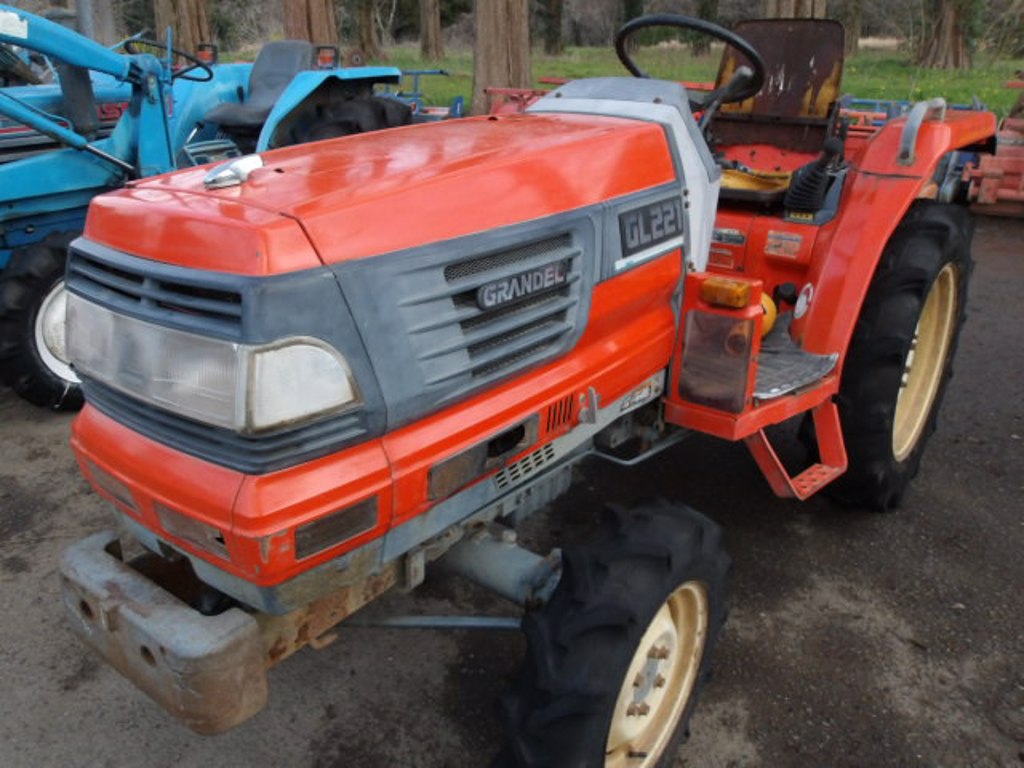 Kubota GL221